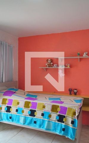 Casa à venda com 200m², 4 quartos e 2 vagas Casa à venda com 200m², 4 quartos e 2 vagasSuíte 2