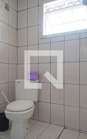Casa à venda com 200m², 4 quartos e 2 vagas Casa à venda com 200m², 4 quartos e 2 vagasBanheiro da Suíte 2