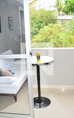 Apartamento para alugar com 50m², 2 quartos e 1 vagaSala com varanda