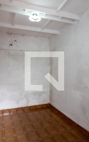 Casa à venda com 150m², 3 quartos e 2 vagas Casa à venda com 150m², 3 quartos e 2 vagasQuarto de Serviço
