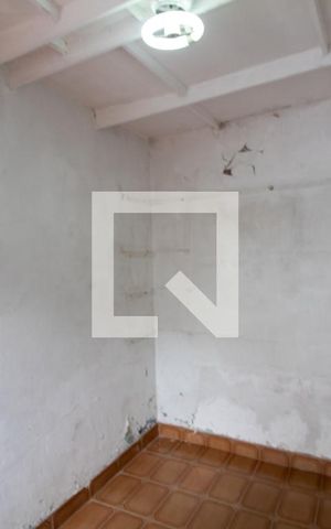 Casa à venda com 150m², 3 quartos e 2 vagas Casa à venda com 150m², 3 quartos e 2 vagasQuarto de Serviço