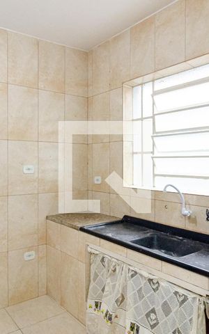 Casa à venda com 112m², 3 quartos e 3 vagas Casa à venda com 112m², 3 quartos e 3 vagasCozinha