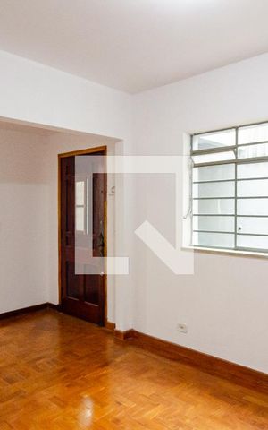 Casa à venda com 112m², 3 quartos e 3 vagas Casa à venda com 112m², 3 quartos e 3 vagasSala