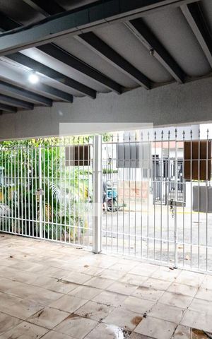 Casa à venda com 112m², 3 quartos e 3 vagas Casa à venda com 112m², 3 quartos e 3 vagasGaragem