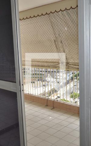Apartamento à venda com 98m², 3 quartos e 1 vagaVaranda