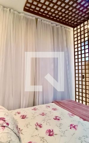 Apartamento à venda com 70m², 2 quartos e 1 vaga Apartamento à venda com 70m², 2 quartos e 1 vagaSuíte