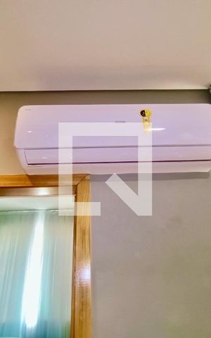 Apartamento à venda com 70m², 2 quartos e 1 vaga Apartamento à venda com 70m², 2 quartos e 1 vagaSala