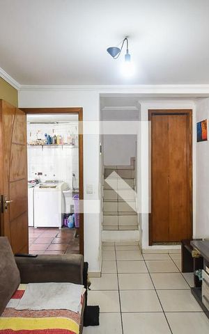 Casa à venda com 229m², 4 quartos e 2 vagas Casa à venda com 229m², 4 quartos e 2 vagasSala 2