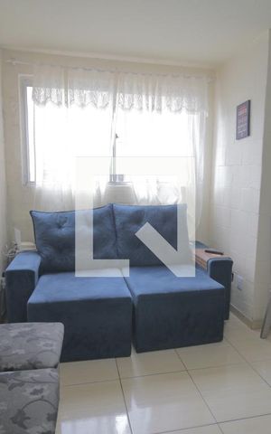 Apartamento para alugar com 38m², 2 quartos e 2 vagasSala