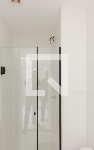Apartamento à venda com 34m², 2 quartos e sem vaga Apartamento à venda com 34m², 2 quartos e sem vagaBanheiro
