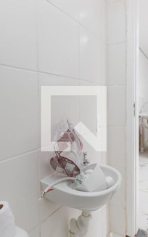 Apartamento à venda com 34m², 2 quartos e sem vaga Apartamento à venda com 34m², 2 quartos e sem vagaBanheiro