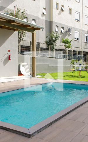 Apartamento à venda com 58m², 2 quartos e 2 vagas Apartamento à venda com 58m², 2 quartos e 2 vagasÁrea comum - Piscina