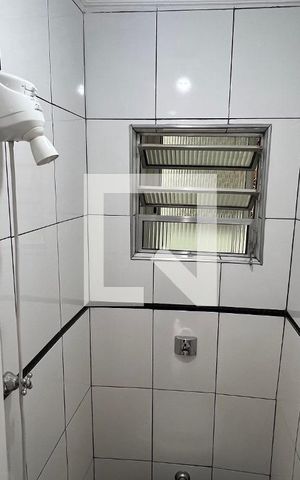 Apartamento para alugar com 82m², 2 quartos e sem vaga Apartamento para alugar com 82m², 2 quartos e sem vagaBanheiro