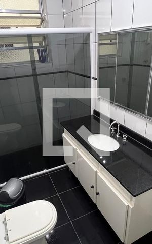 Apartamento para alugar com 82m², 2 quartos e sem vaga Apartamento para alugar com 82m², 2 quartos e sem vagaBanheiro