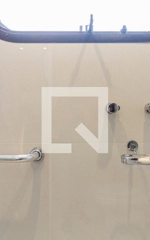 Apartamento à venda com 291m², 4 quartos e 4 vagasBanheiro da Suíte 1