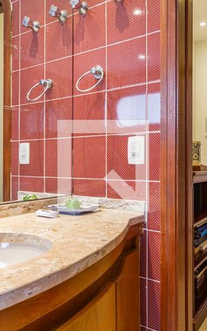 Apartamento à venda com 291m², 4 quartos e 4 vagasBanheiro Social