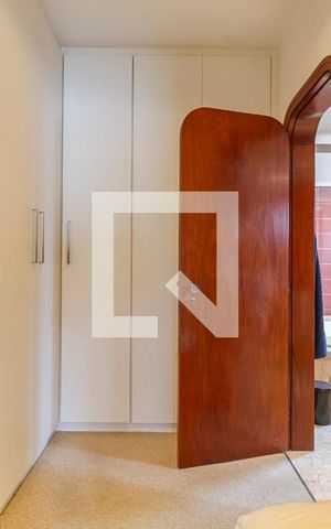 Apartamento à venda com 291m², 4 quartos e 4 vagasBanheiro Suíte máster