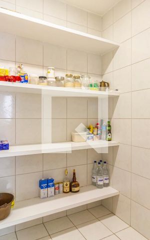 Apartamento à venda com 291m², 4 quartos e 4 vagasCozinha