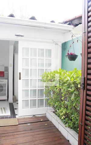 Casa à venda com 173m², 3 quartos e 2 vagasVaranda Quarto 2(Solarium)