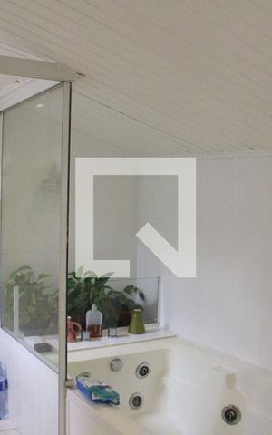 Casa à venda com 173m², 3 quartos e 2 vagasSuite Quarto 3