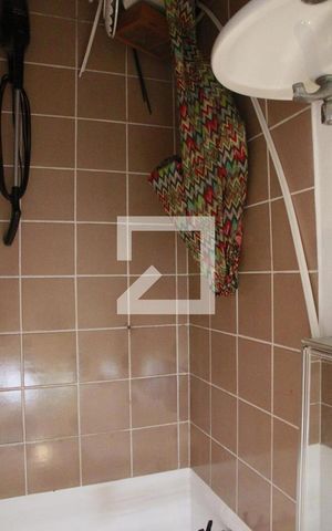 Casa à venda com 173m², 3 quartos e 2 vagasBanheiro Lavanderia