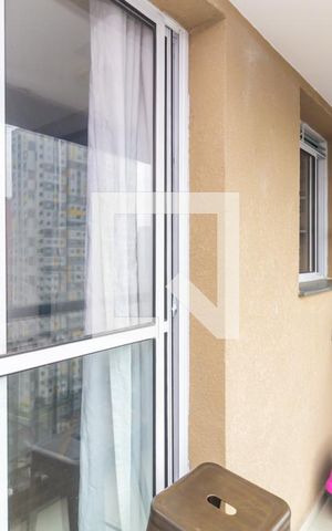 Studio à venda com 28m², 1 quarto e sem vaga Studio à venda com 28m², 1 quarto e sem vagavaranda