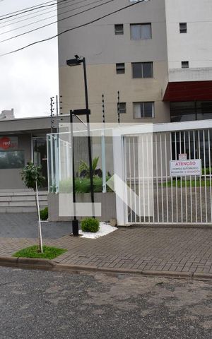 Apartamento para alugar com 40m², 1 quarto e 1 vagaFachada do condomínio