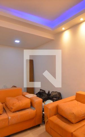 Casa à venda com 50m², 1 quarto e 1 vagaSala