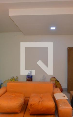 Casa à venda com 50m², 1 quarto e 1 vagaSala