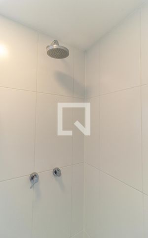 Apartamento para alugar com 45m², 2 quartos e sem vagaBanheiro