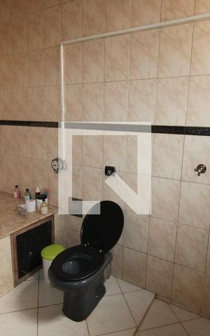 Casa à venda com 599m², 4 quartos e 2 vagasBanheiro
