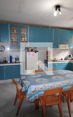 Casa à venda com 599m², 4 quartos e 2 vagasCozinha