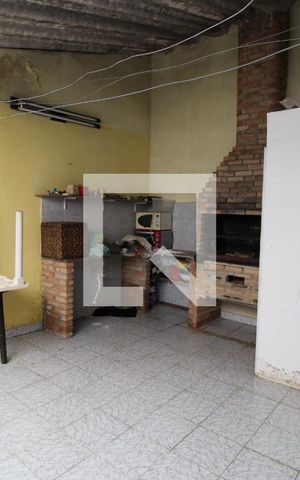 Casa à venda com 599m², 4 quartos e 2 vagasQuintal