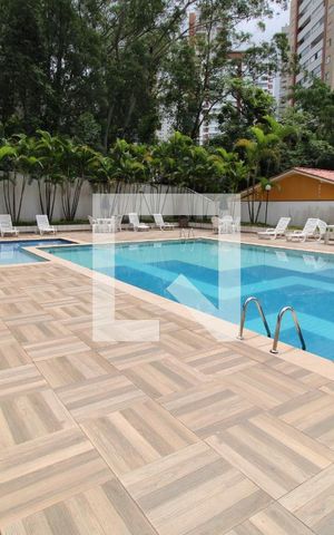 Apartamento à venda com 100m², 3 quartos e 2 vagasÁrea comum - Piscina