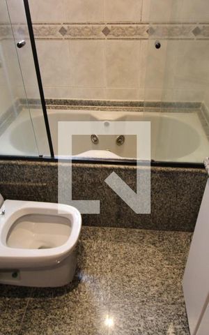 Apartamento à venda com 100m², 3 quartos e 2 vagasBanheiro da Suíte 1