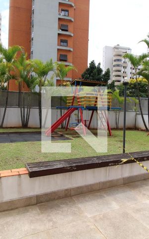 Apartamento à venda com 100m², 3 quartos e 2 vagasÁrea comum - Playground
