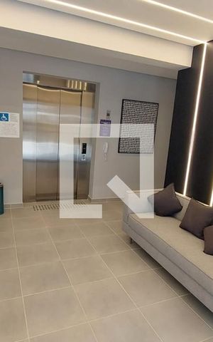 Apartamento à venda com 42m², 2 quartos e 1 vaga Apartamento à venda com 42m², 2 quartos e 1 vagaHall