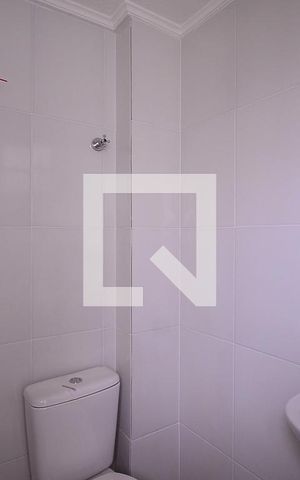 Apartamento à venda com 75m², 2 quartos e 1 vaga Apartamento à venda com 75m², 2 quartos e 1 vagaÁrea de Serviço - Banheiro