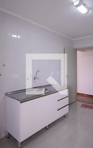 Apartamento à venda com 75m², 2 quartos e 1 vaga Apartamento à venda com 75m², 2 quartos e 1 vagaCozinha