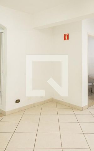 Casa à venda com 256m², 2 quartos e 2 vagas Casa à venda com 256m², 2 quartos e 2 vagasSala de Tv