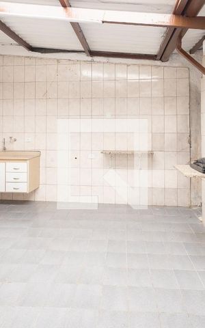 Casa à venda com 256m², 2 quartos e 2 vagas Casa à venda com 256m², 2 quartos e 2 vagasÁrea gourmet