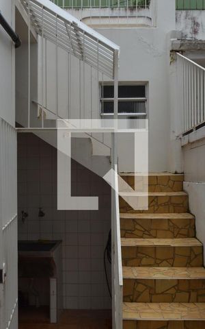 Casa à venda com 120m², 3 quartos e sem vagaÁrea externa