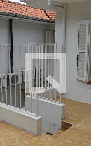 Casa à venda com 120m², 3 quartos e sem vagaÁrea externa