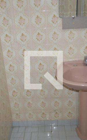 Casa à venda com 120m², 3 quartos e sem vagaBanheiro