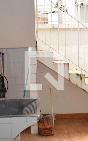 Casa à venda com 120m², 3 quartos e sem vagaÁrea de Serviço