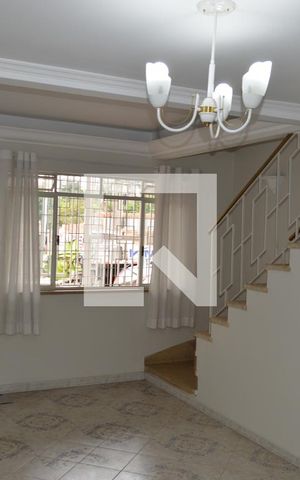 Casa à venda com 120m², 3 quartos e sem vagaSala
