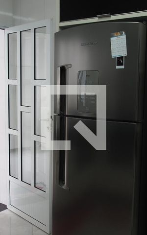 Casa à venda com 286m², 4 quartos e 4 vagasCozinha