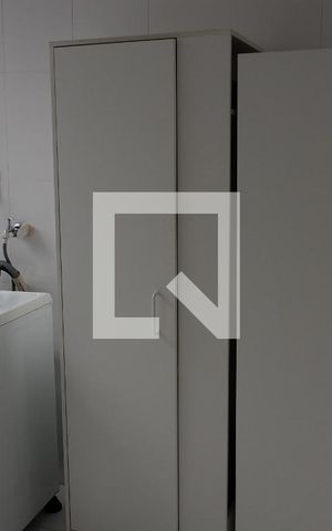 Casa à venda com 286m², 4 quartos e 4 vagasLavanderia
