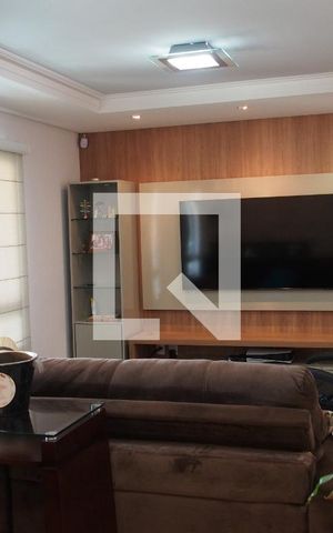 Casa à venda com 286m², 4 quartos e 4 vagasSala