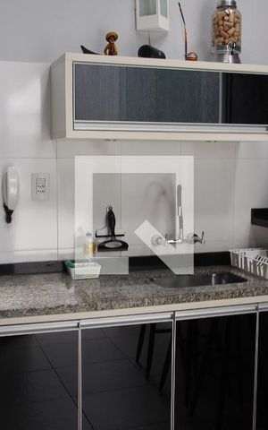 Casa à venda com 286m², 4 quartos e 4 vagasChurrasqueira
